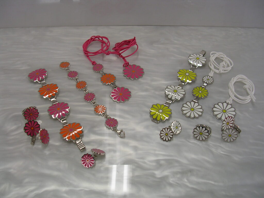 Collezione "margherite" in smalto
